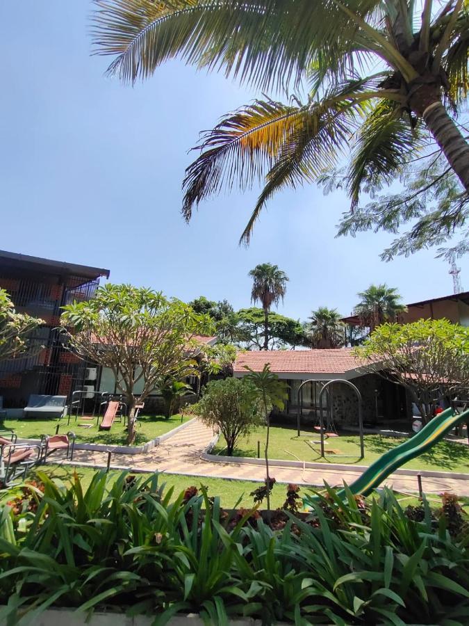 Caves County Resort Malegaon Екстер'єр фото