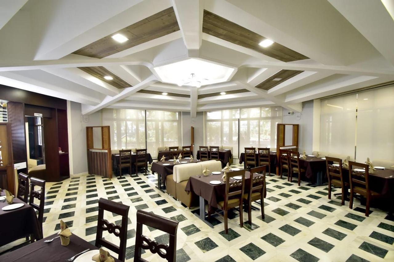 Caves County Resort Malegaon Екстер'єр фото
