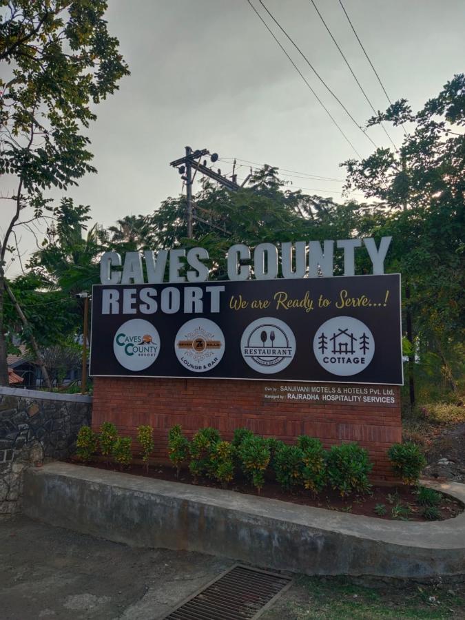 Caves County Resort Malegaon Екстер'єр фото